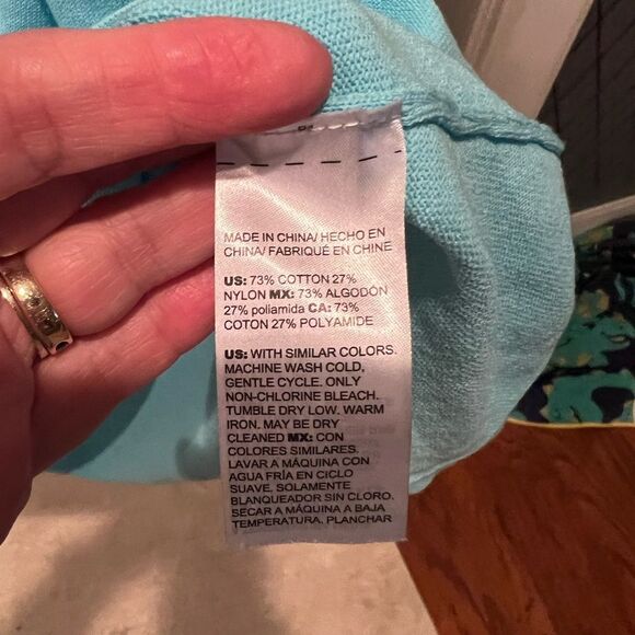 Chico’s top size large - Picture 3 of 3